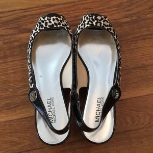 Leopard print sling back shoes